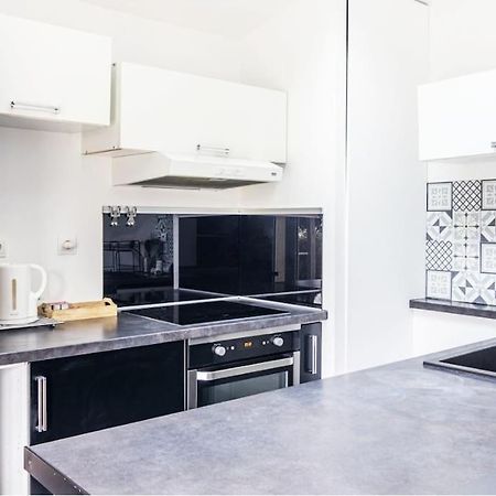 Bassens  Maison Familiale En Pierre A 10 Min De Bordeaux المظهر الخارجي الصورة